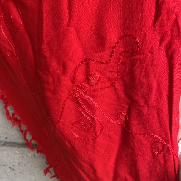 NWT Embroidered Sarong - Picture 4 of 7